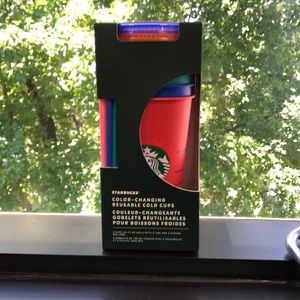 Starbucks color changing cups with straws.
